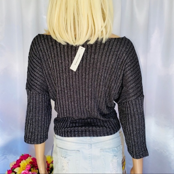 Shimmery ribbed twist front top - Picture 9 of 14